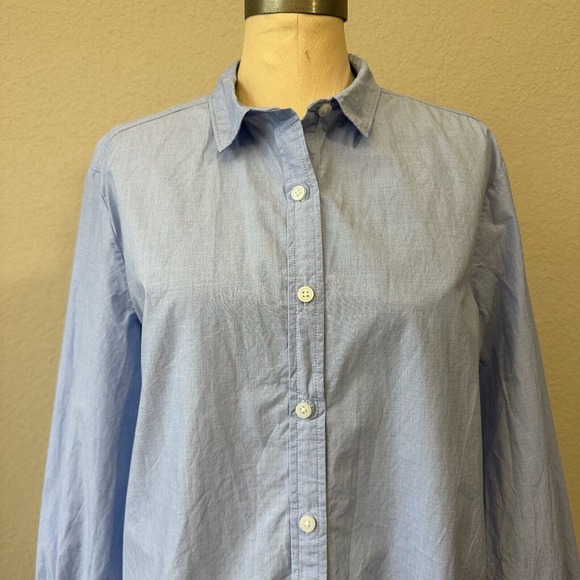 EVERLANE The Organic Cotton Prep Shirt Puff-Sleeve in Baby Blue - Picture 2 of 11